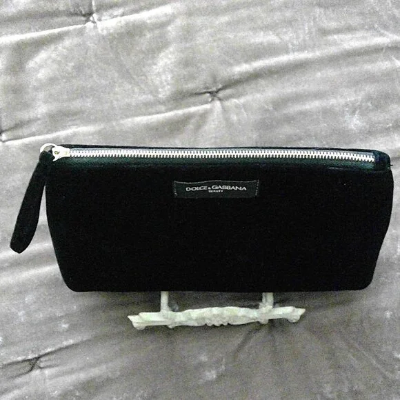 New Dolce & Gabbana Black Velvet Makeup Case Zip Cosmetic Bag Gold Sparkle Logo - Picture 3 of 4
